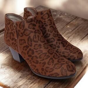 NEW Style & Co. Animal Print Boots Size 8.5 Ankle Black Brown Vegan Faux Leather